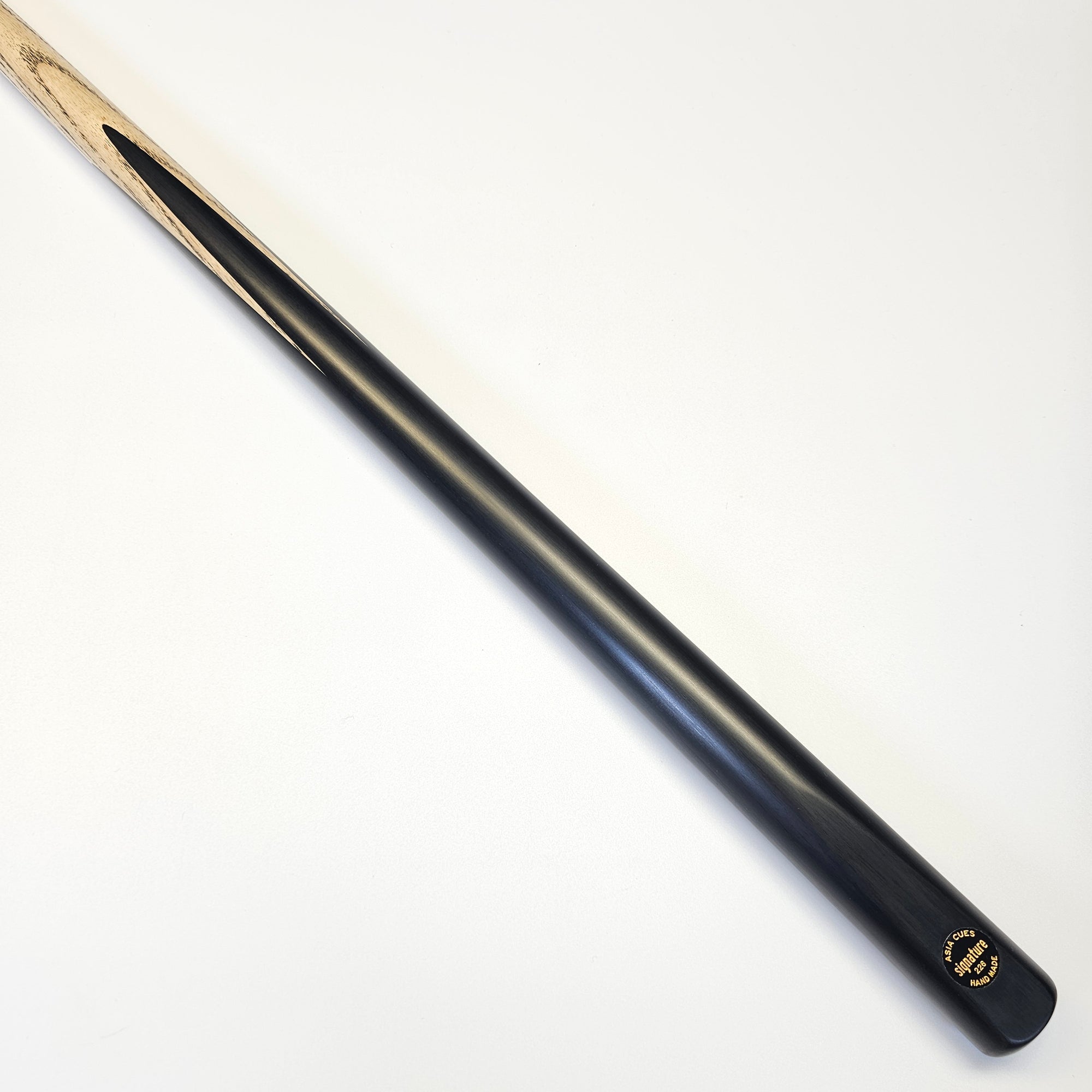 Asia Cues Signature No.226 - One Piece Snooker Cue 9.4mm Tip, 18.1