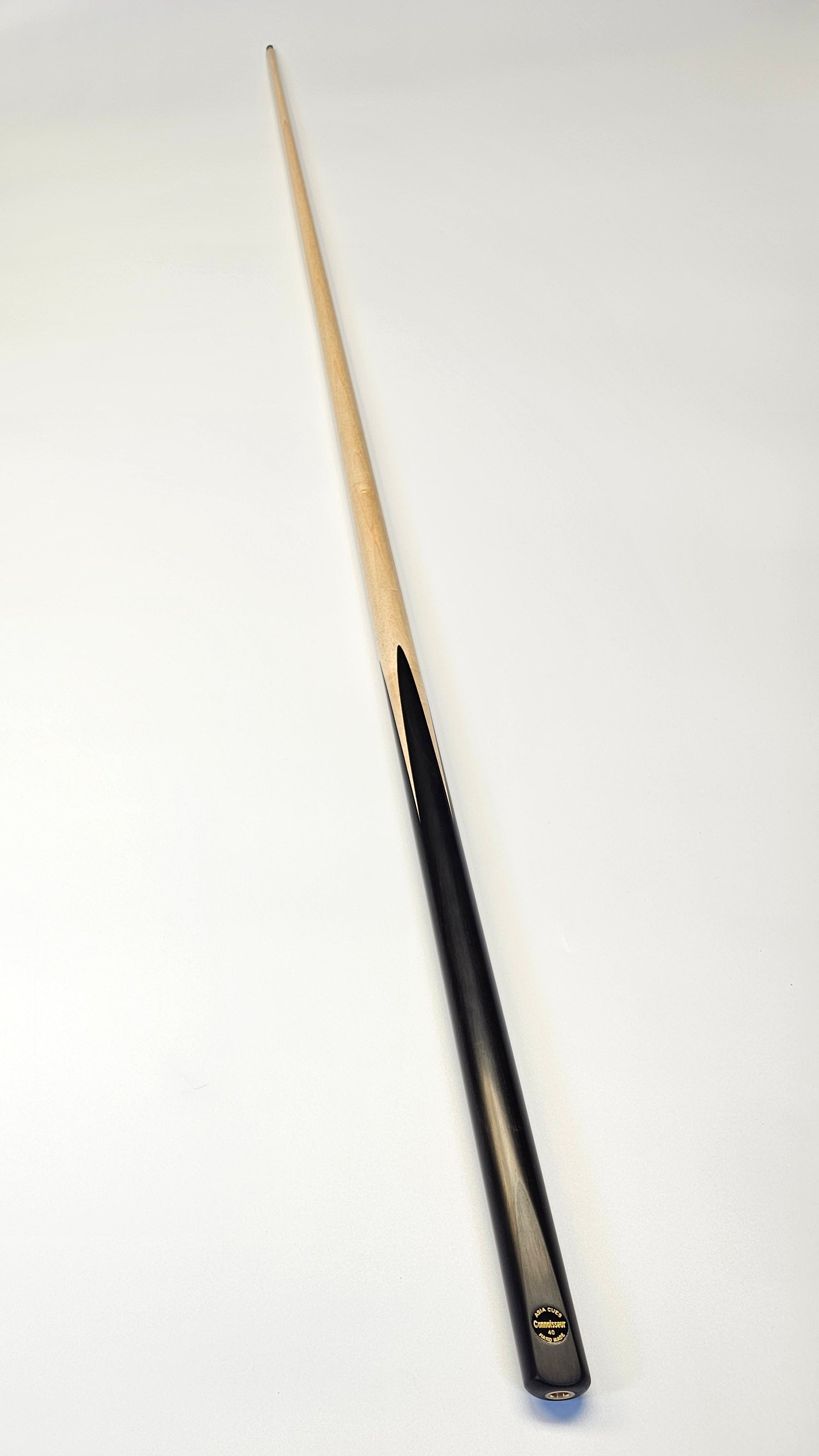 Asia Cues Connoisseur No.40 - One Piece Pool Cue 8.6mm Tip, 17.4oz, 58"