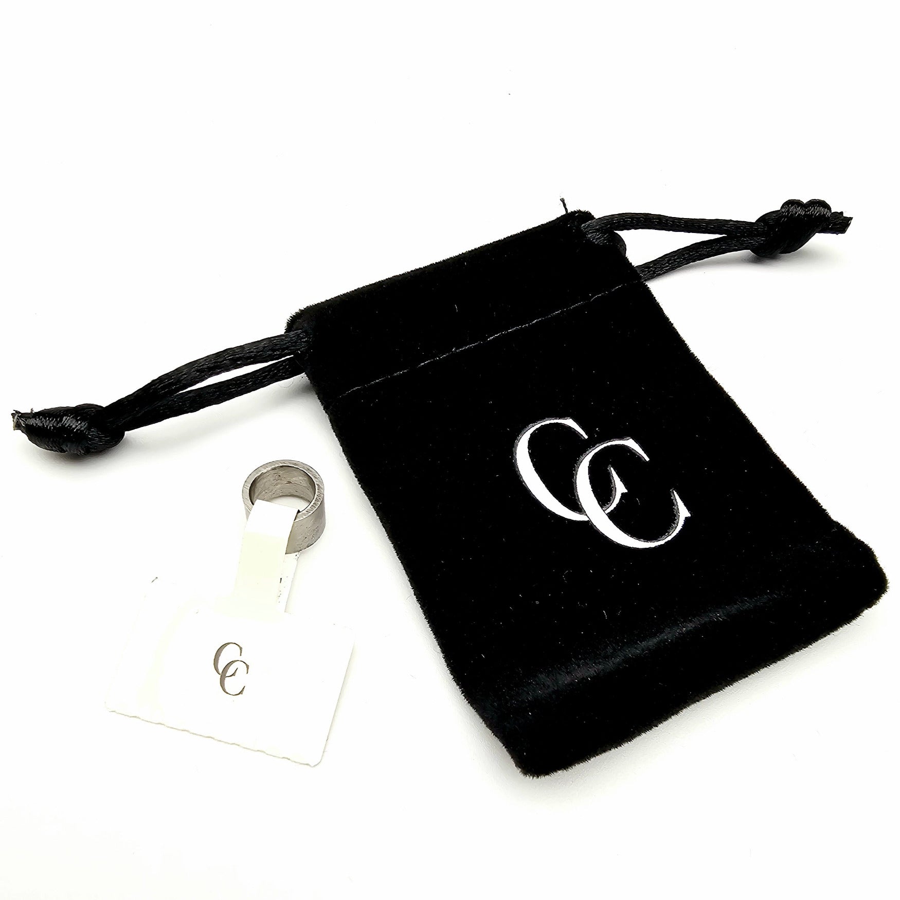 Century Cues Pro Titanium Ferrule - Ferrule and bag view