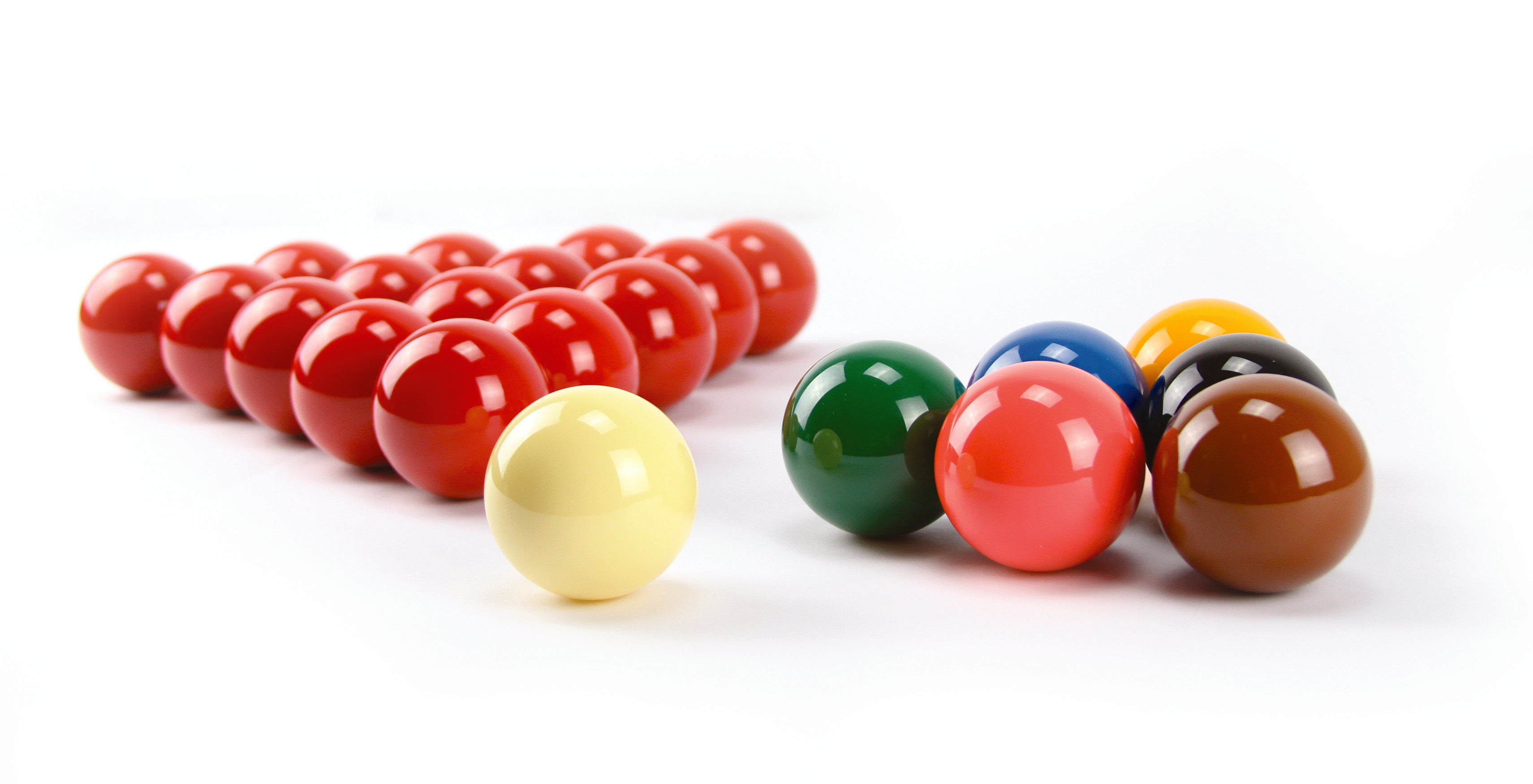 Dynaspheres Gold 524 snooker balls image