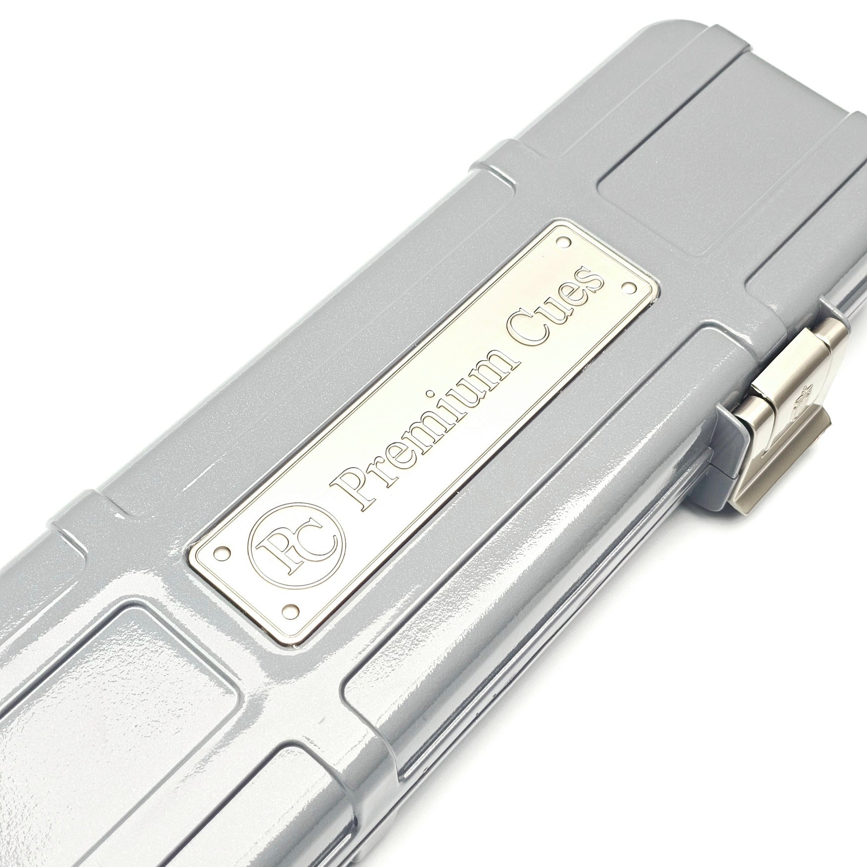 Premium Cues x Vibrant Multifunctional Grey One Piece Cue Case - Outside Premium Cues Logo Close Up