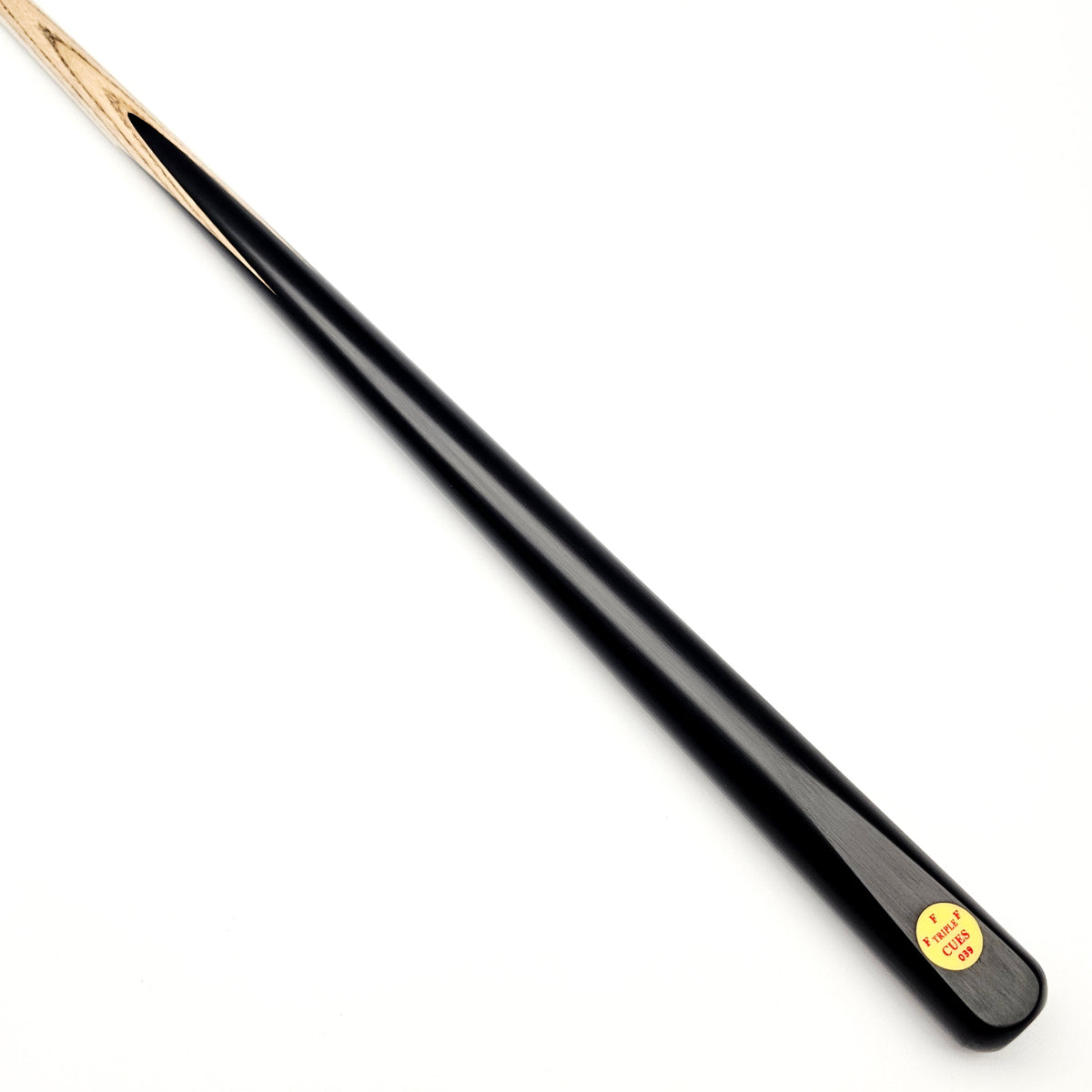 Stephen Maguire Triple F Cues No.039 One Piece Snooker Cue on angle view