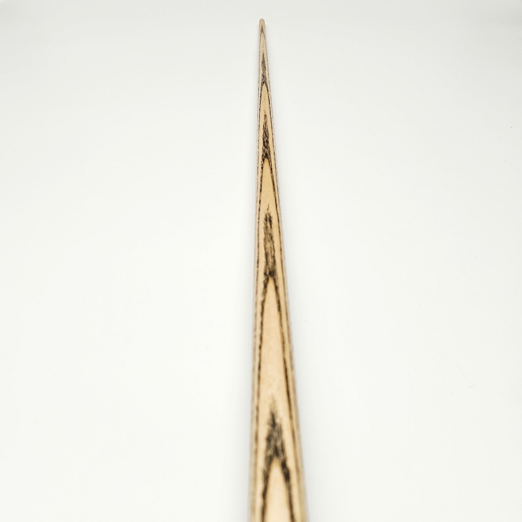 Stephen Maguire Triple F Cues No.042 - One Piece Snooker Cue - Down shaft view