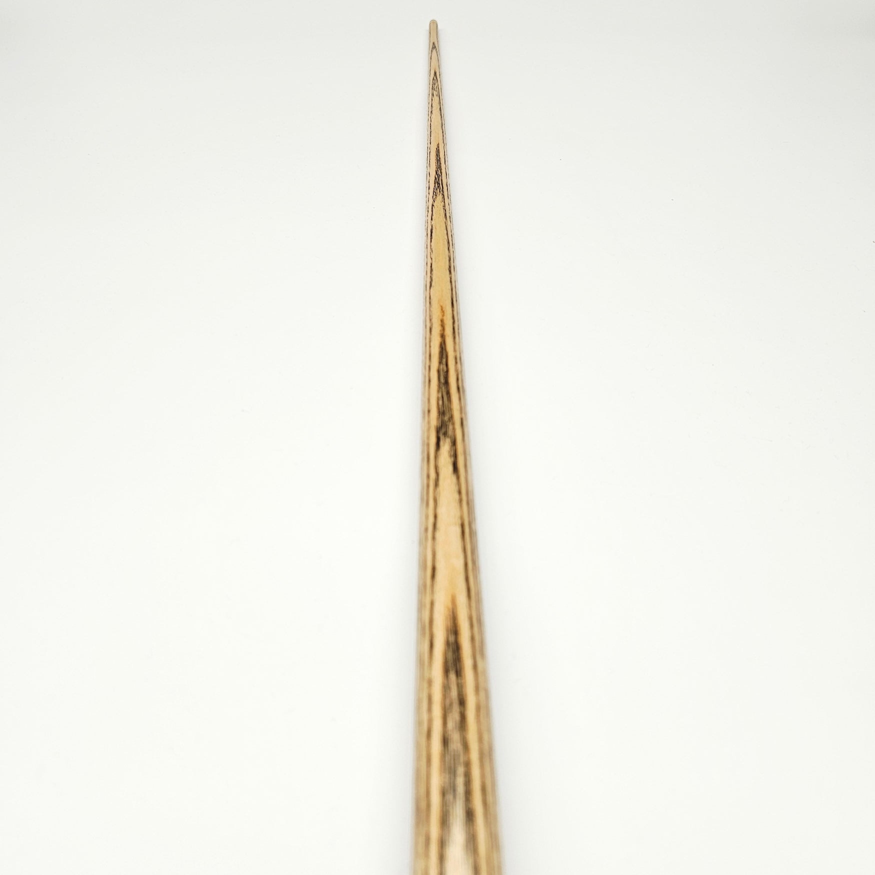 Stephen Maguire Triple F Cues No.045 - One Piece Snooker Cue - Down shaft view