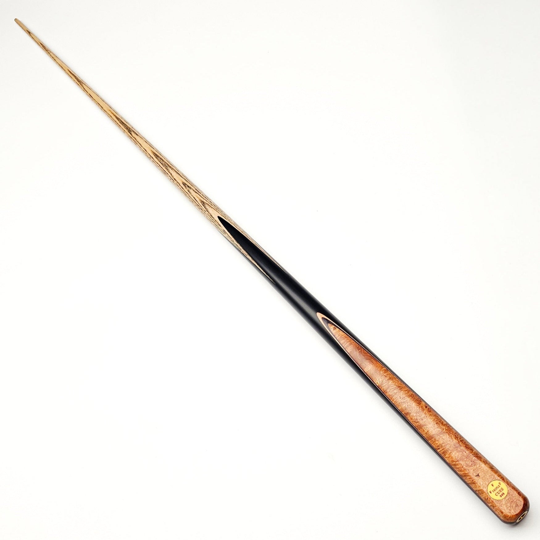 Stephen Maguire Triple F Cues No.045 - One Piece Snooker Cue - Full length view