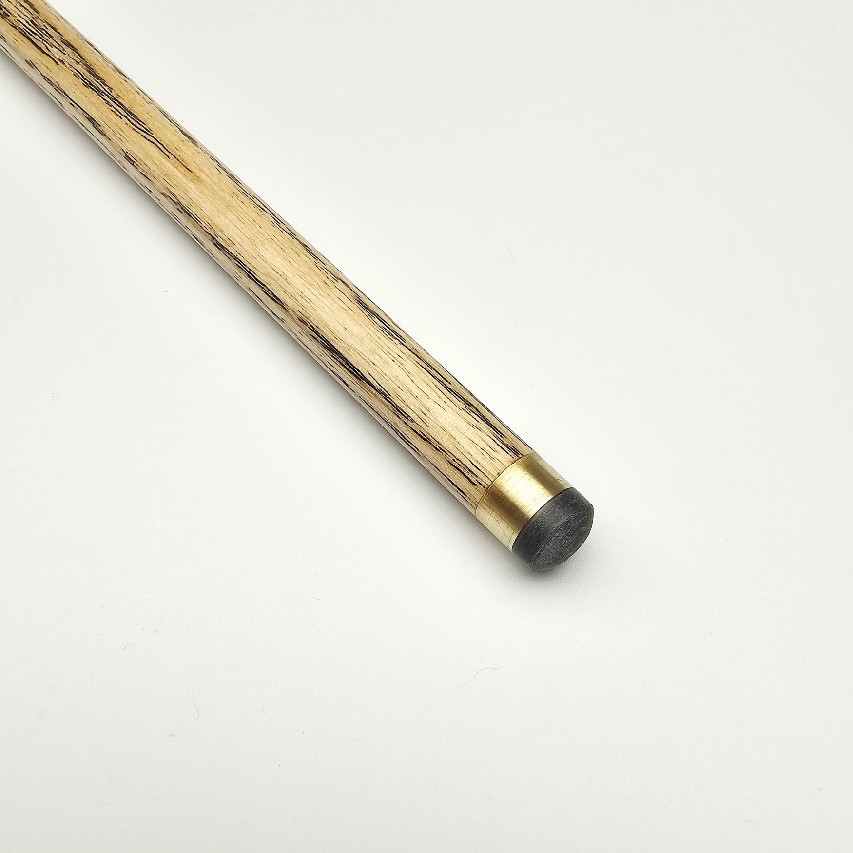 Triple F Cues No.040 One Piece Snooker Cue tip view