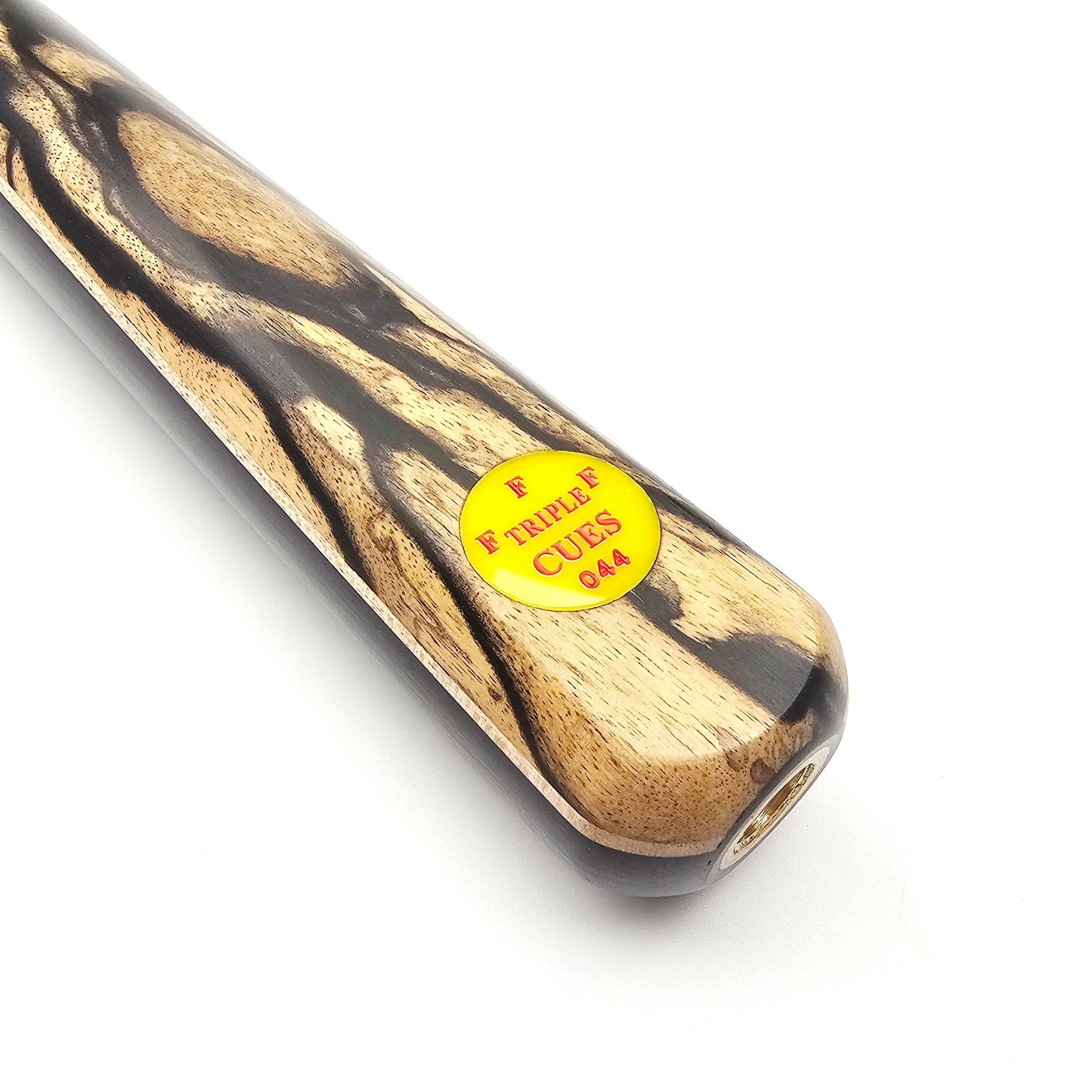 Triple F Cues No.044 - One Piece Snooker Cue badge view