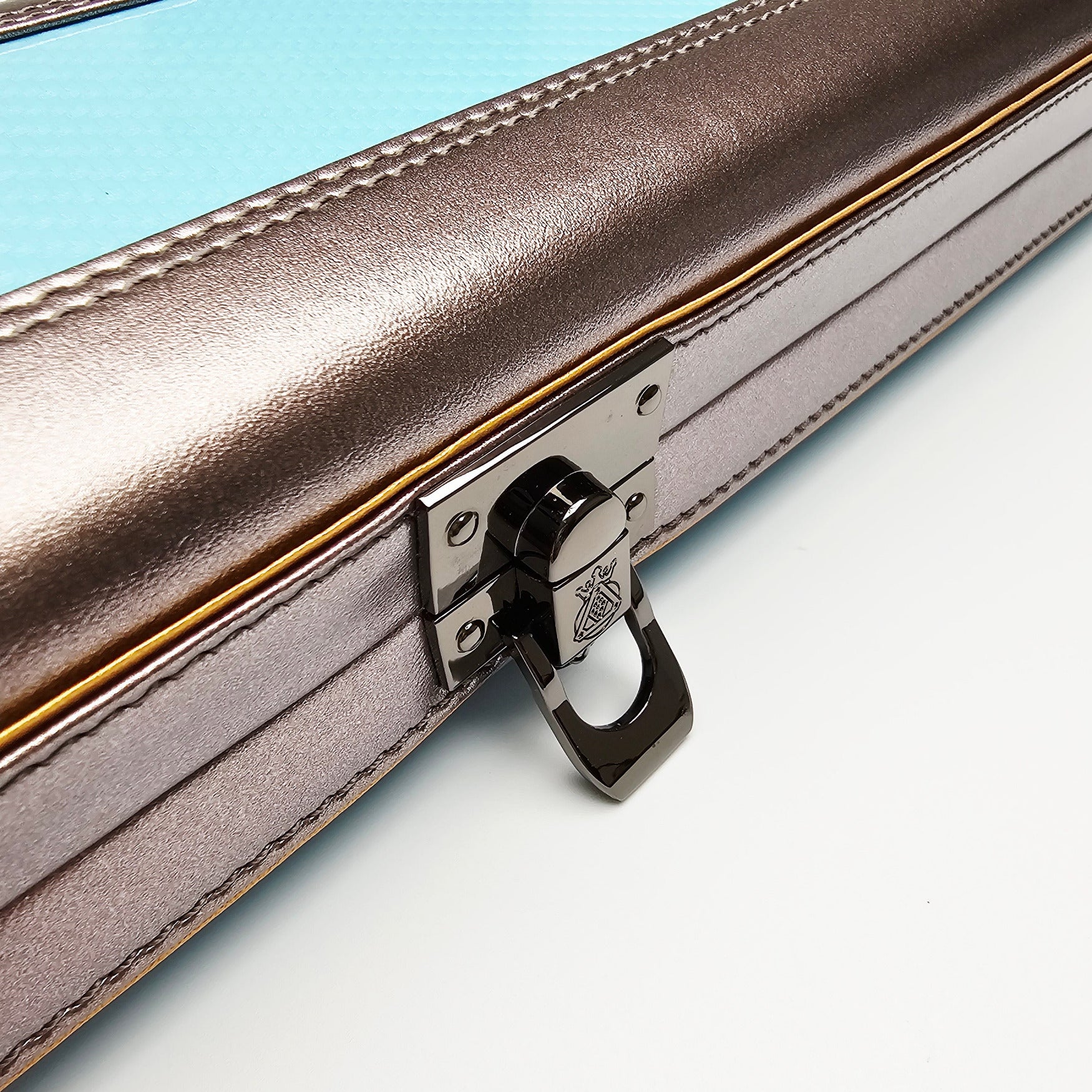 Vibrant Carbon 3 Channel Blue One Piece Cue Case - Clasp open view