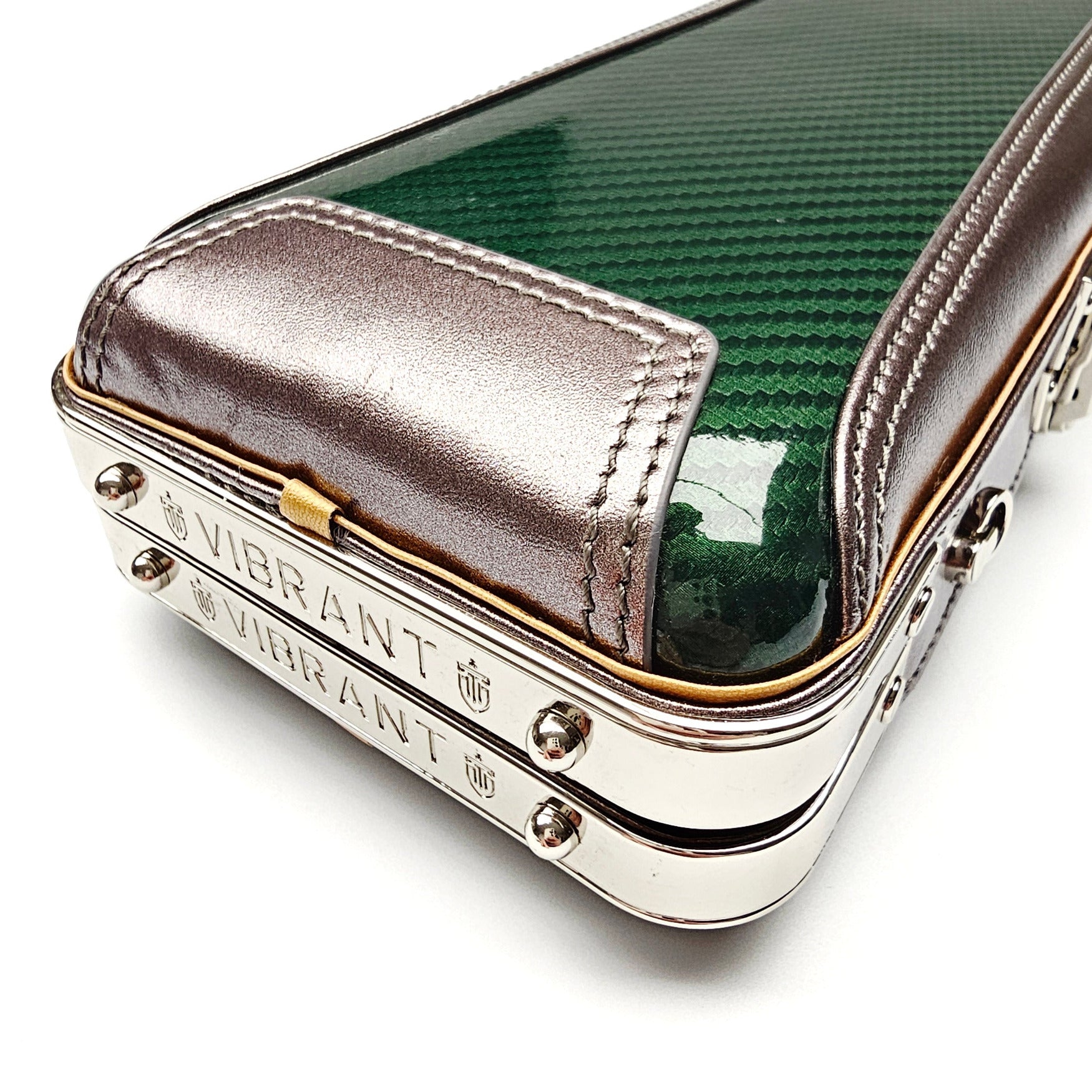 Vibrant Carbon 3 Channel Green One Piece Cue Case - End cap close up view