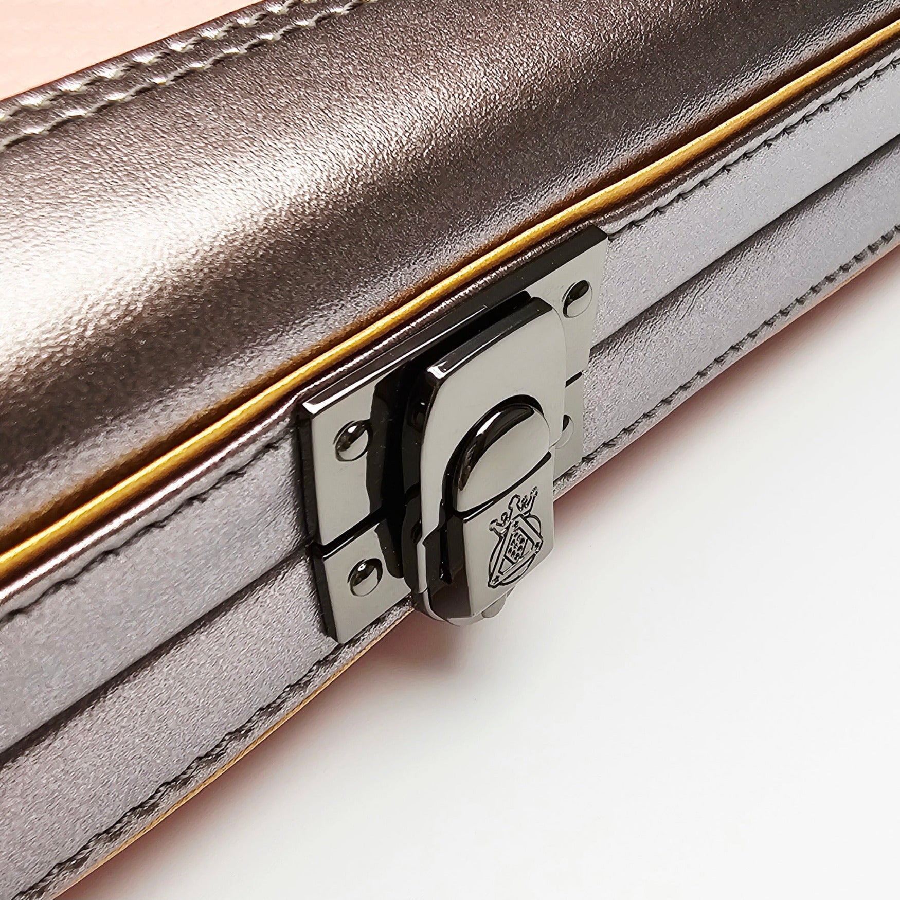 Vibrant Carbon 3 Channel Pink One Piece Cue Case - Clasp closed view