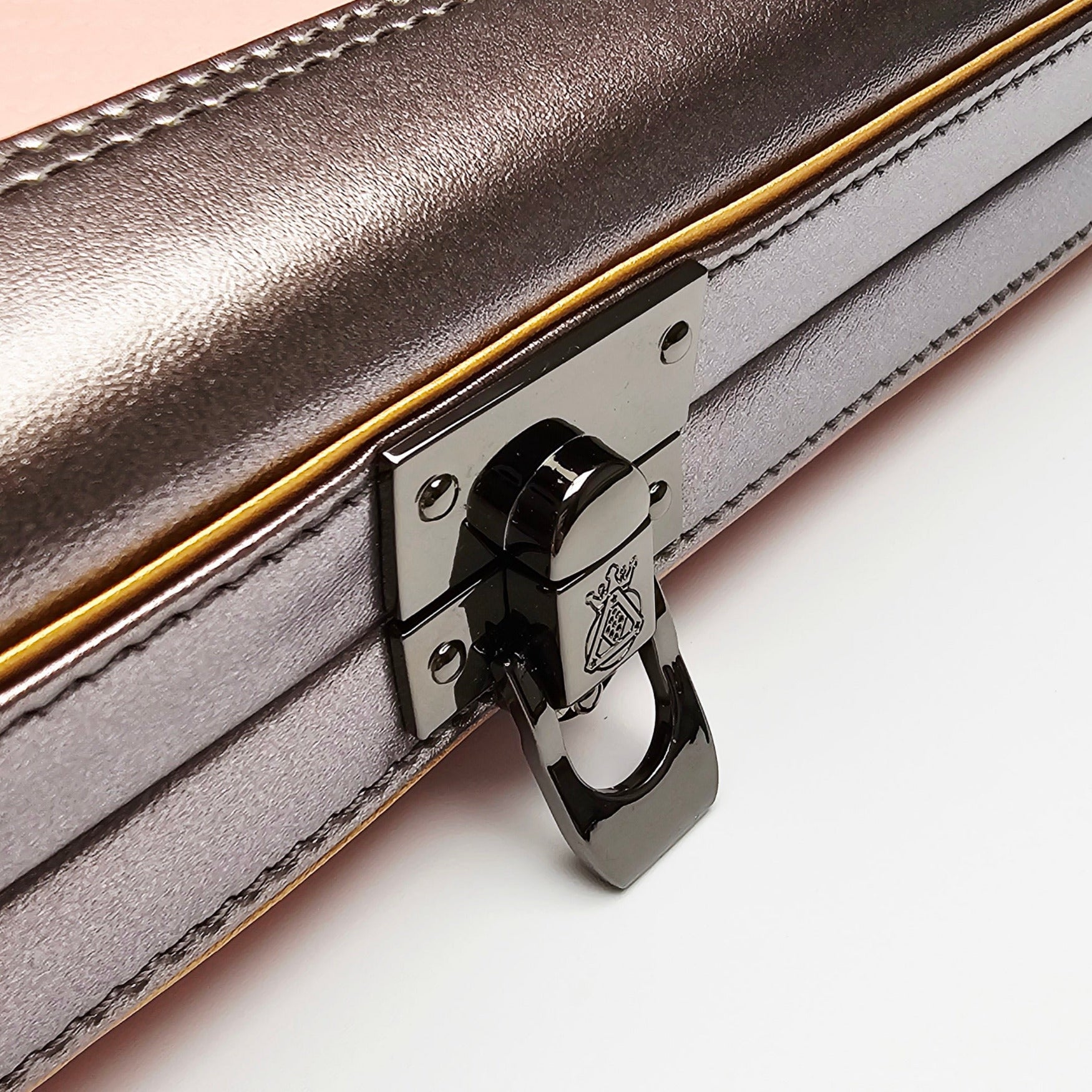 Vibrant Carbon 3 Channel Pink One Piece Cue Case - Clasp open view