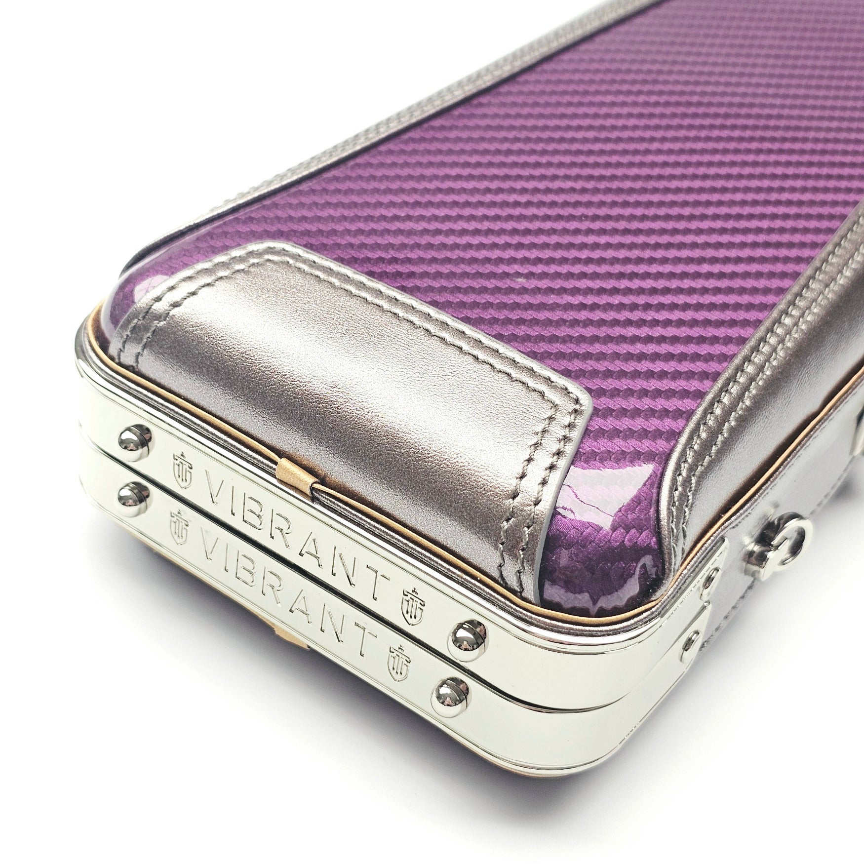 Vibrant Carbon 3 Channel Purple One Piece Cue Case - End cap close up view
