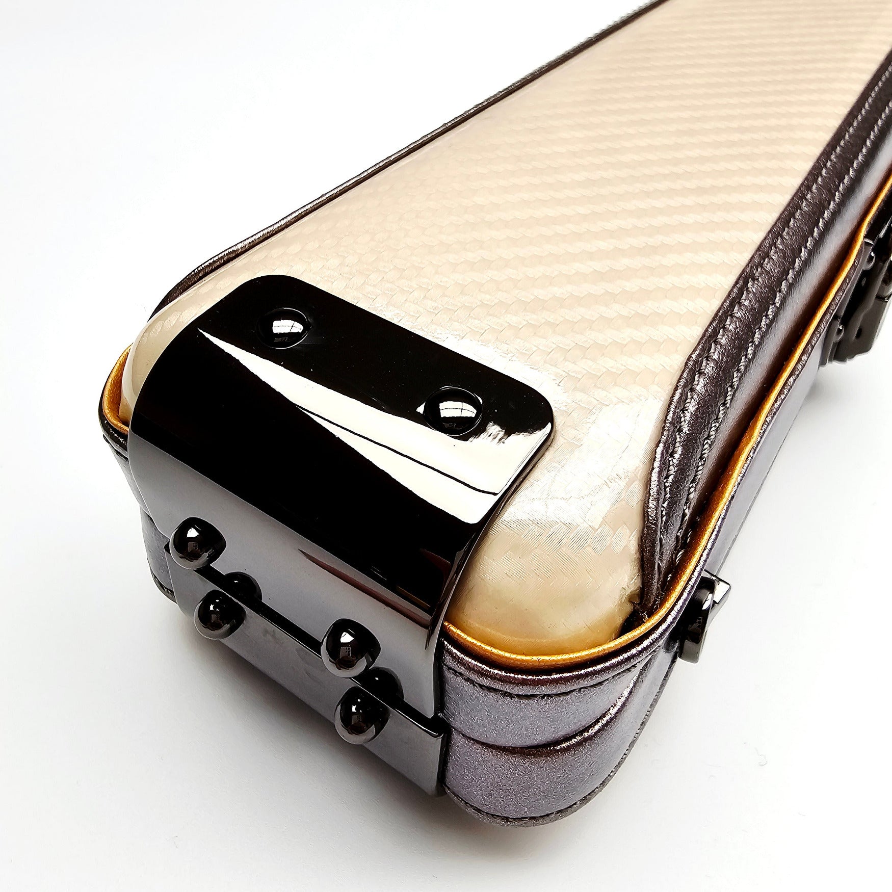 Vibrant Carbon Off-White One Piece Cue Case - End cap close up view