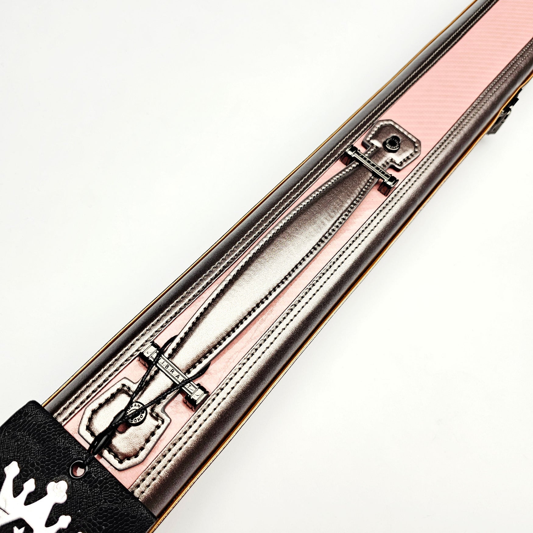 Vibrant Carbon Pink One Piece Cue Case - Handle close up view