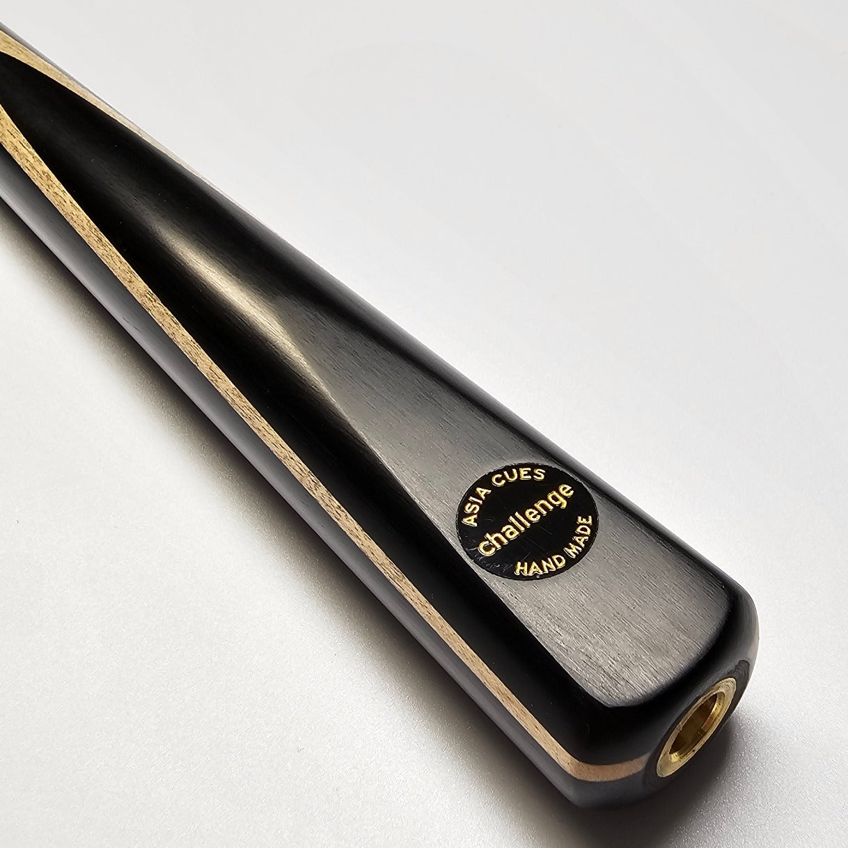 Asia Cues Challenge Range One Piece Cue Ash Shaft Ebony Butt with Maple Veneer. Badge View