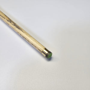 Tip close-up of Premium Cues ICON No.004 - One Piece Snooker Cue showing the green tip and brass ferrule for accurate striking.