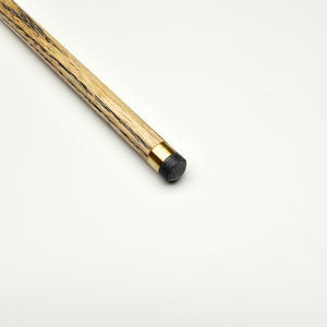 Close-up of Asia Cues Signature No.557 cue tip with 9.8mm diameter and brass ferrule for accurate snooker shots.
