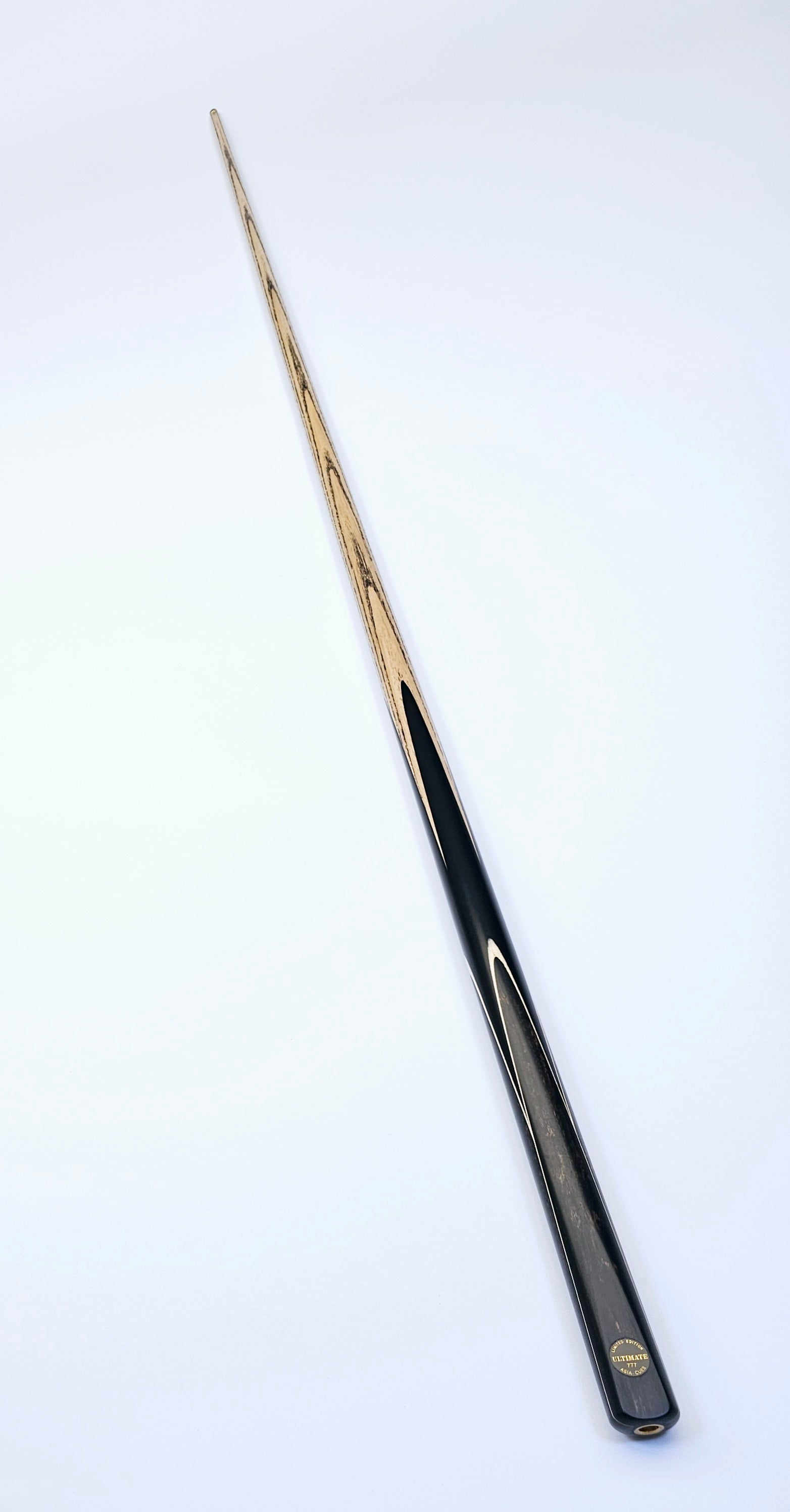 Asia Cues Ultimate No.777  - One Piece Snooker Cue 9.6mm Tip, 18oz, 57"