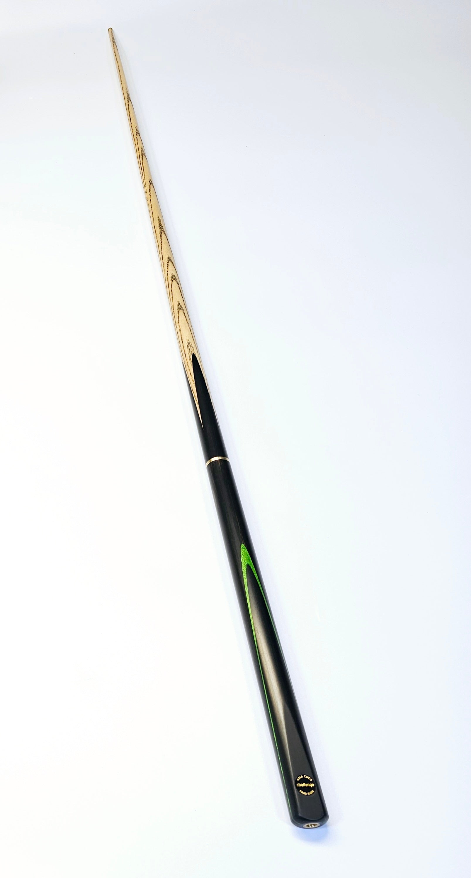 Asia Cues Challenge - 3/4 Jointed Snooker Cue 9.4mm Tip, 18.1oz, 58"