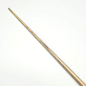 Detailed view of Asia Cues Ultimate No.1107 cue shaft showing fine maple grain, part of a 3/4 jointed professional snooker cue.