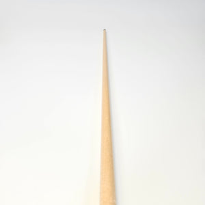 Straight-on perspective of Premium Cues ICON No.012 snooker cue highlighting the smooth, hand-finished maple shaft.